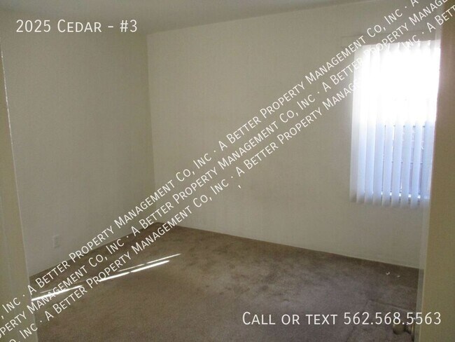 Building Photo - 2025 Cedar-#3