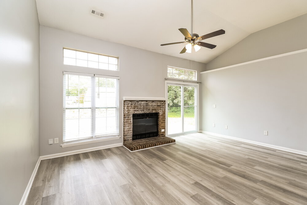 Building Photo - 6115 Sunstone Dr