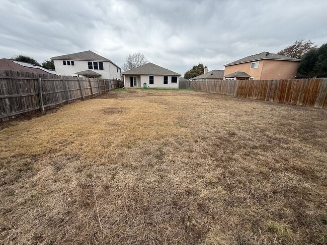 Building Photo - "Beautiful 4-Bed, 2-Bath Home in Emerald Valley – Lease for $1,725 (15 Months)