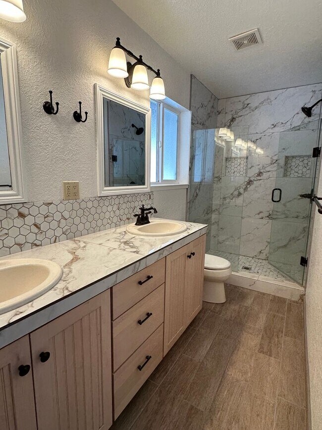 Building Photo - Great Location on Gardner Mountain - Long Term Rental