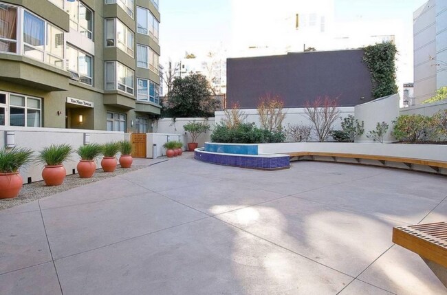 Building Photo - 750 Van Ness Ave