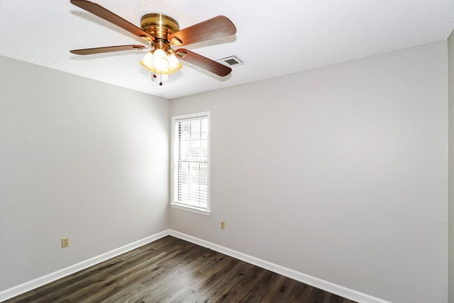 Building Photo - 6487 Tarus Dr