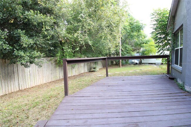Building Photo - 10005 Cypress Meadows Ln