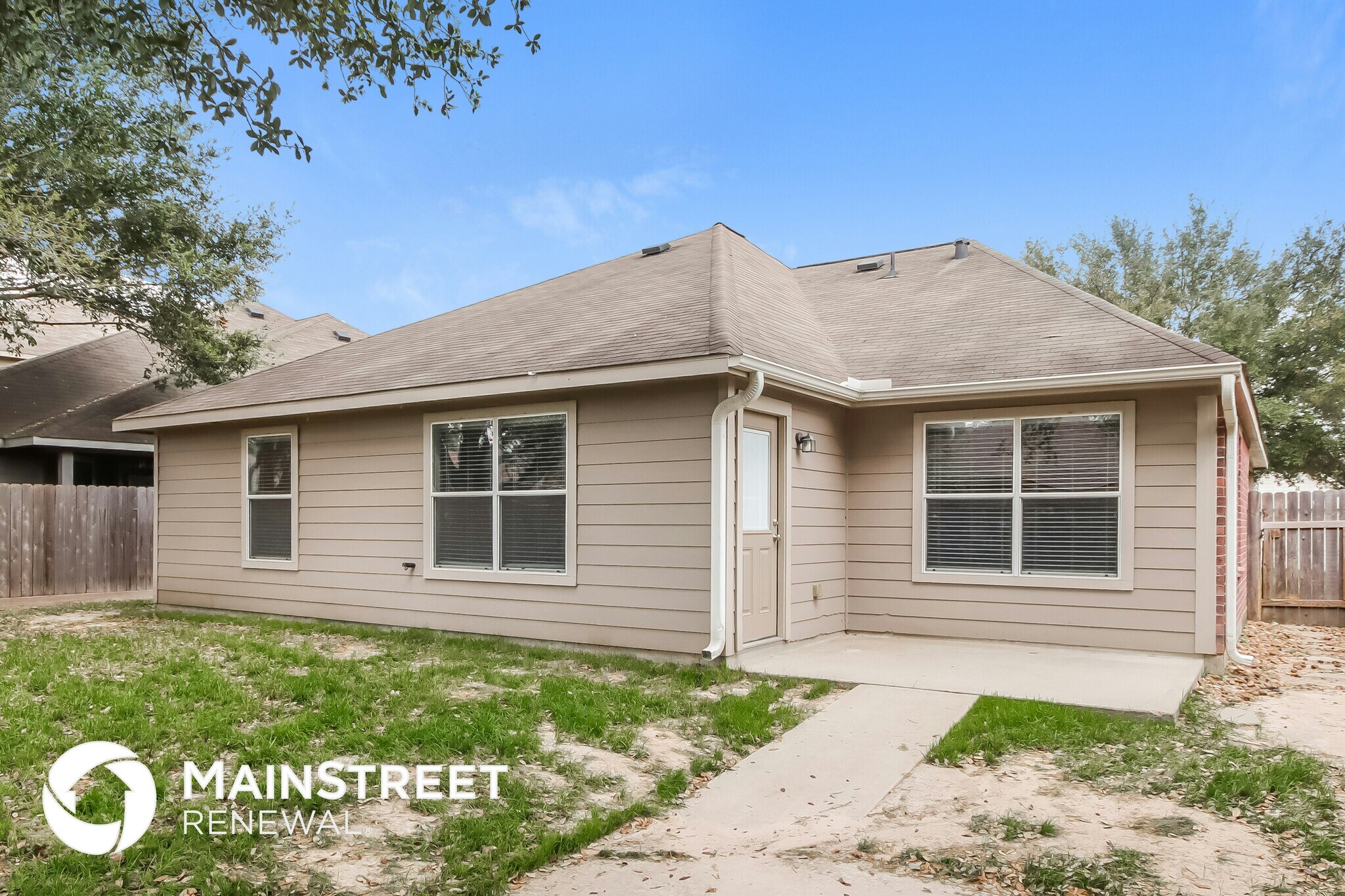 Building Photo - 308 Broken Pine Ct