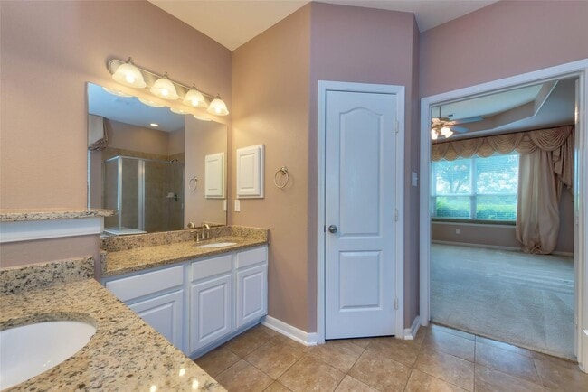 Building Photo - 6906 Patterson Dr