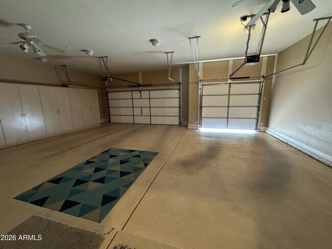 Building Photo - 3172 E Birchwood Pl