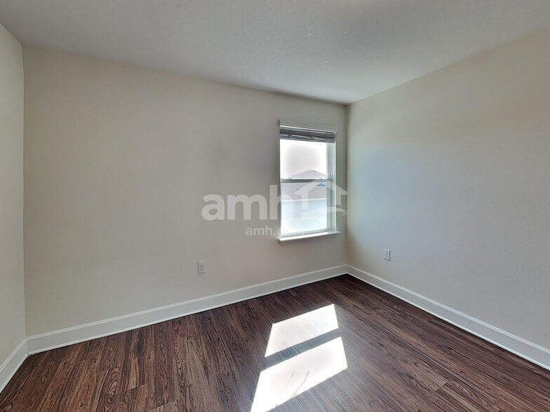 Building Photo - 4540 Reisswood Loop