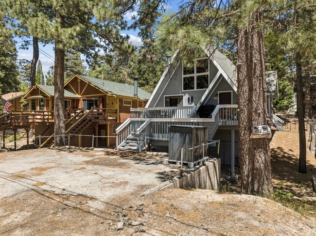Building Photo - 563 Beechnut Dr