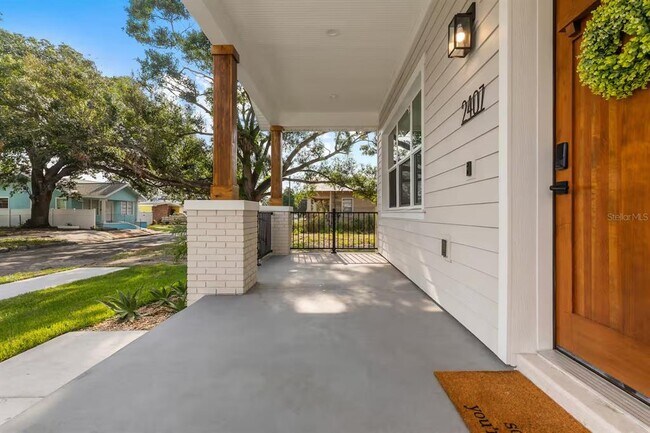 Building Photo - 2407 Harper St