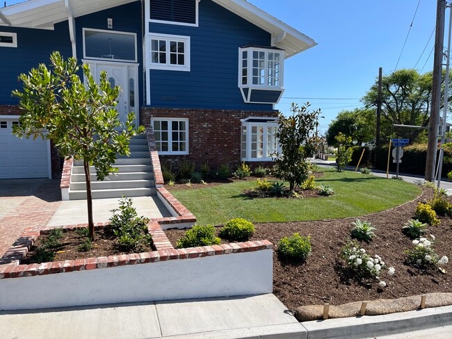 Building Photo - 26956 Calle Maria