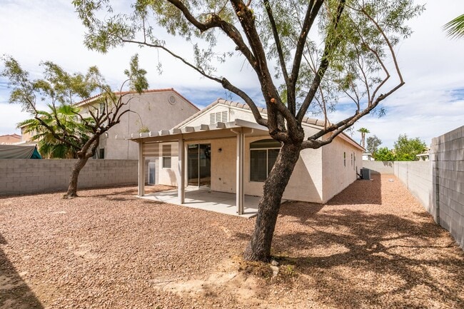 Building Photo - Silverado Ranch 3 bedroom home completely remodeled interior ready for immediate move in!