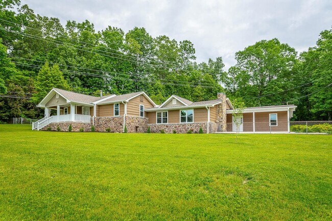 Building Photo - 2134 Morris Hill Rd