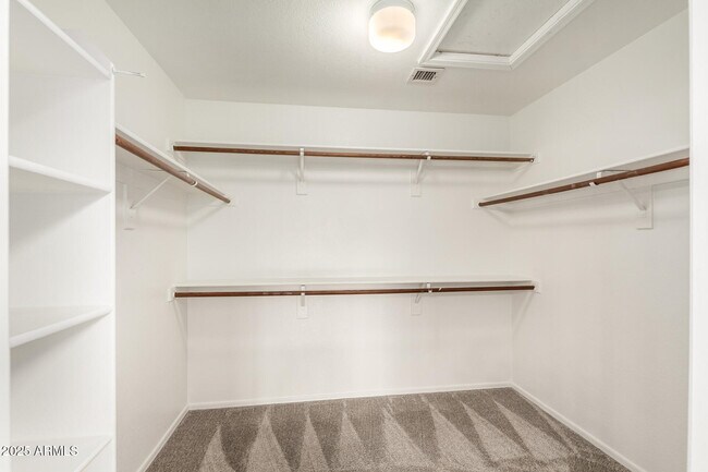 Building Photo - 1314 S Larkspur St