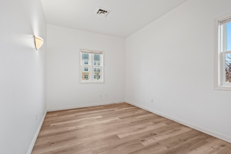 Building Photo - 2700 Saffron Pl