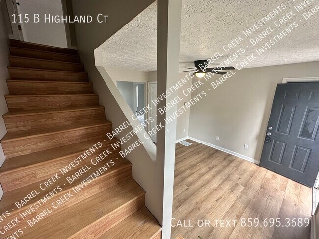 Building Photo - 2-Bed 1-Bath Townhome + Garage
