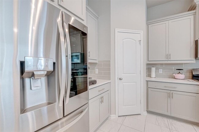 Building Photo - 2523 Terrace Point Dr