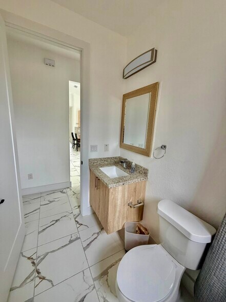 Building Photo - 4128 Barbarossa Ave