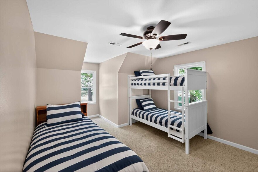 Building Photo - 7953 Woodhill Cove Ln