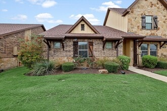 Building Photo - 140 Knox Dr