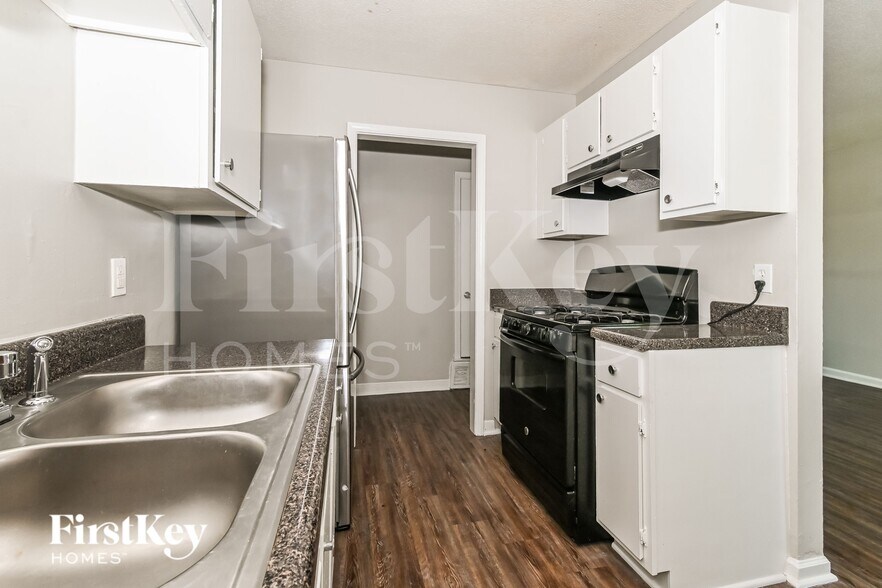 Building Photo - 3682 Buffalo Rd