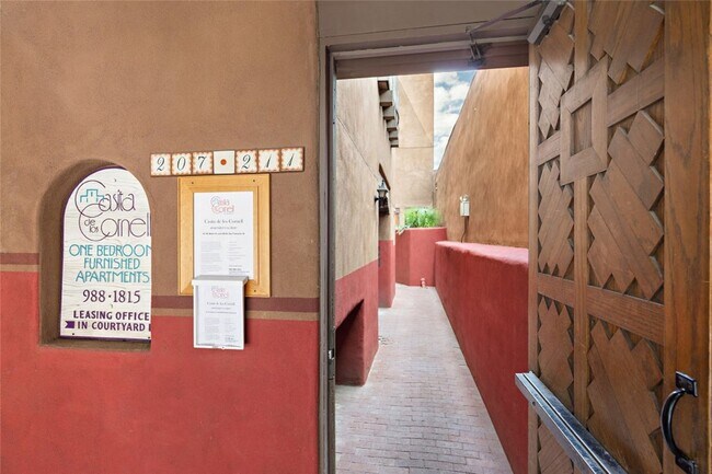 Building Photo - Cozy One-Bedroom in the Heart of Downtown ...