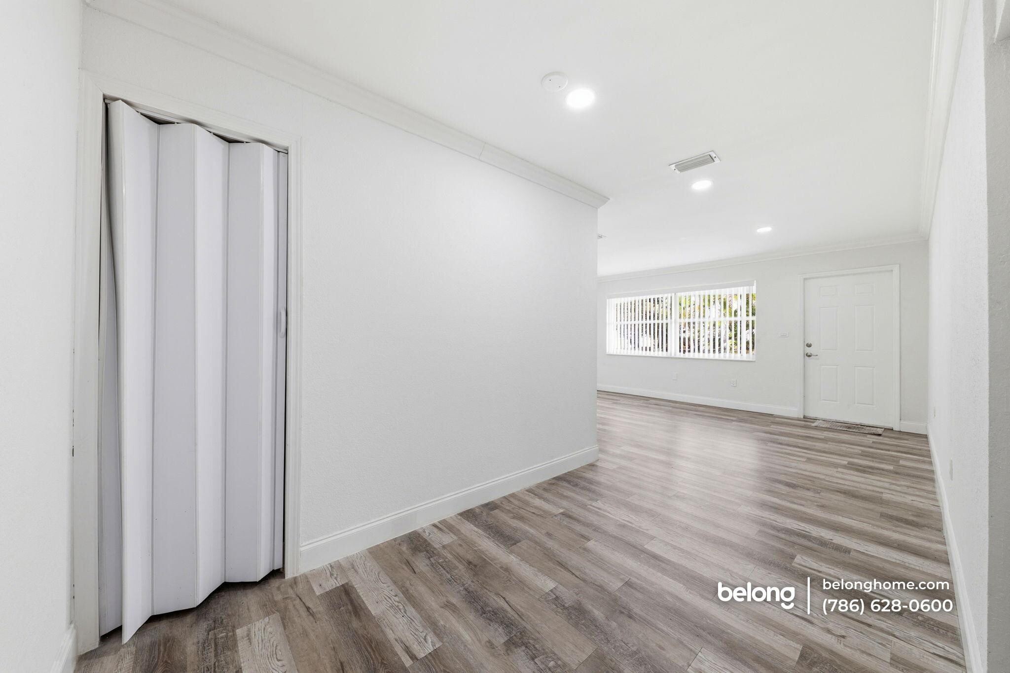 Building Photo - 980 NW 200th Terrace