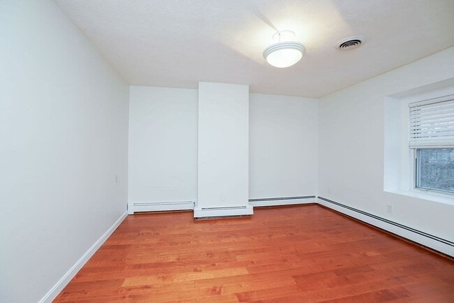 Building Photo - 175 Trenton St