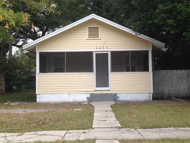 Primary Photo - 2327 17th Ave S