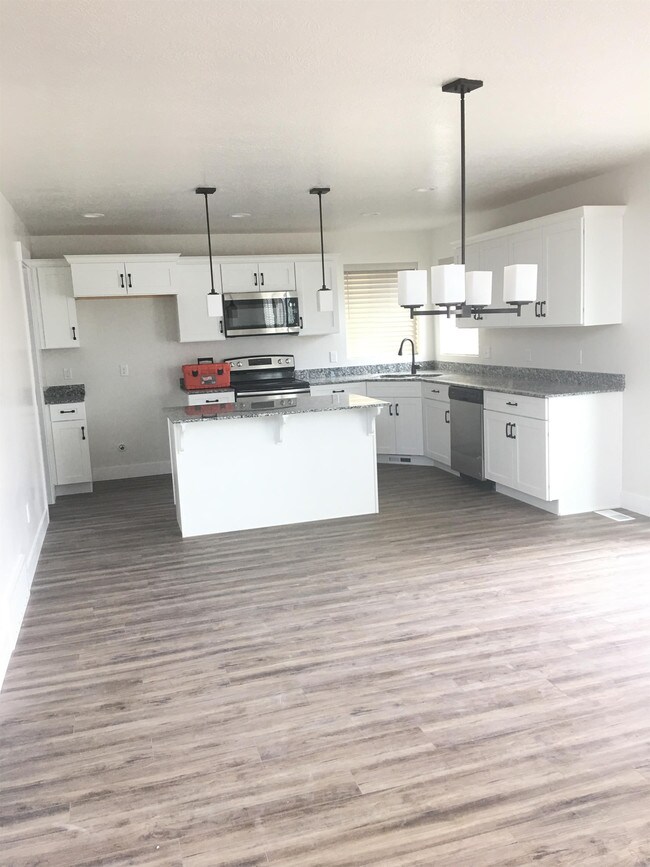 Building Photo - 3978 W 1750 N