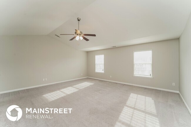 Building Photo - 9621 Pond Vista Court