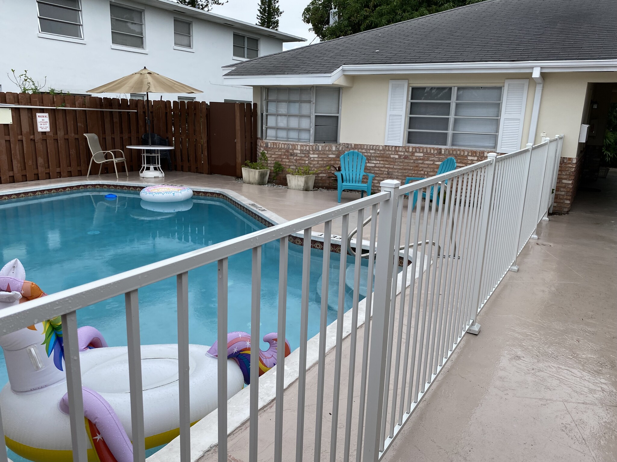 Veiw of apt from pool - 5111 NE 18th Ave