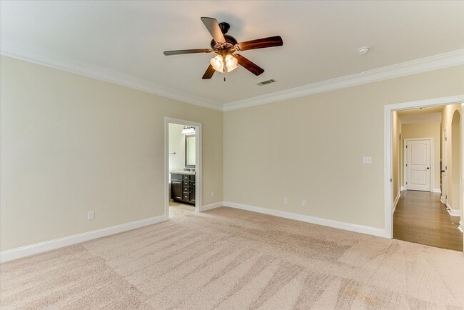 Building Photo - 4215 Windslow Dr