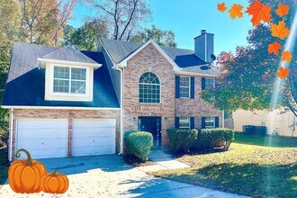 Building Photo - Welcome to this charming 3-bedroom, 2.5-ba...