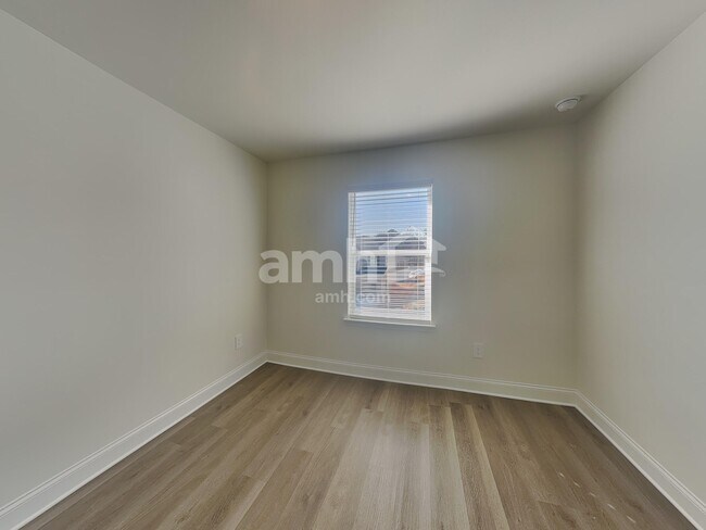 Building Photo - 3524 Shane Hill Rd SW