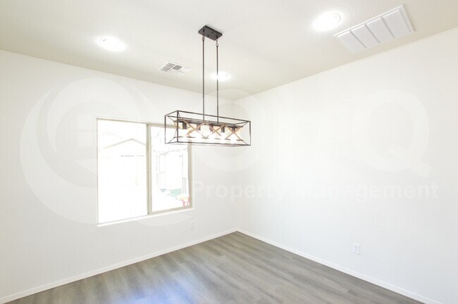 Building Photo - 10938 East Starkey Avenue