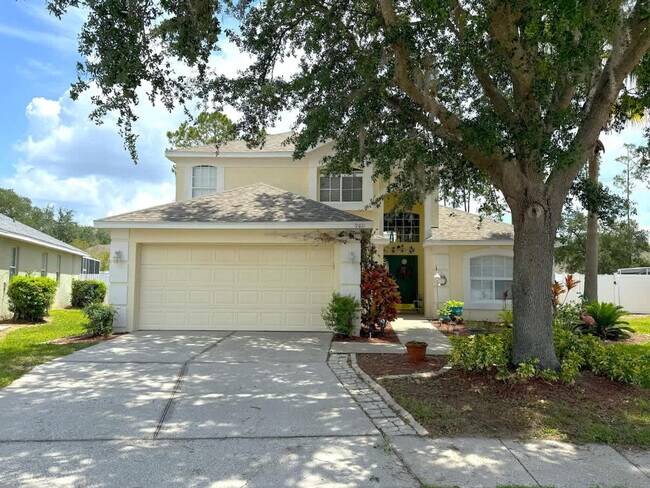 Building Photo - 900 Oxford Dr