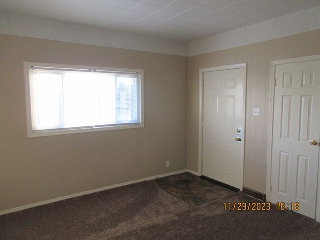 Building Photo - 3235 S Harrison St