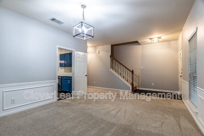 Building Photo - 123 Impala Cir