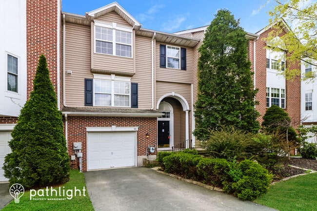 Building Photo - 95 Hunt Club Dr, Collegeville, PA, 19426