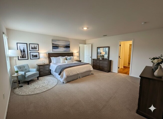 Building Photo - Four Bedroom/Two Bath - Summerdale