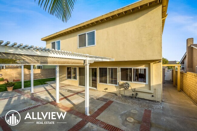 Building Photo - 6351 Glenfox Dr