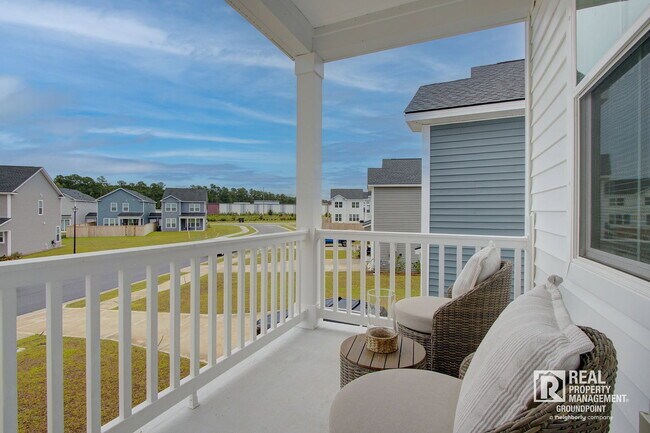 Building Photo - 357 Chapman Cir