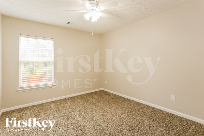 Building Photo - 96 Parkmont Ln