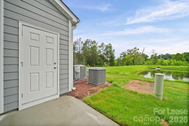 Building Photo - 1413 Old Rivers Rd