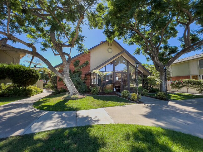 Building Photo - 5215 Sepulveda Blvd