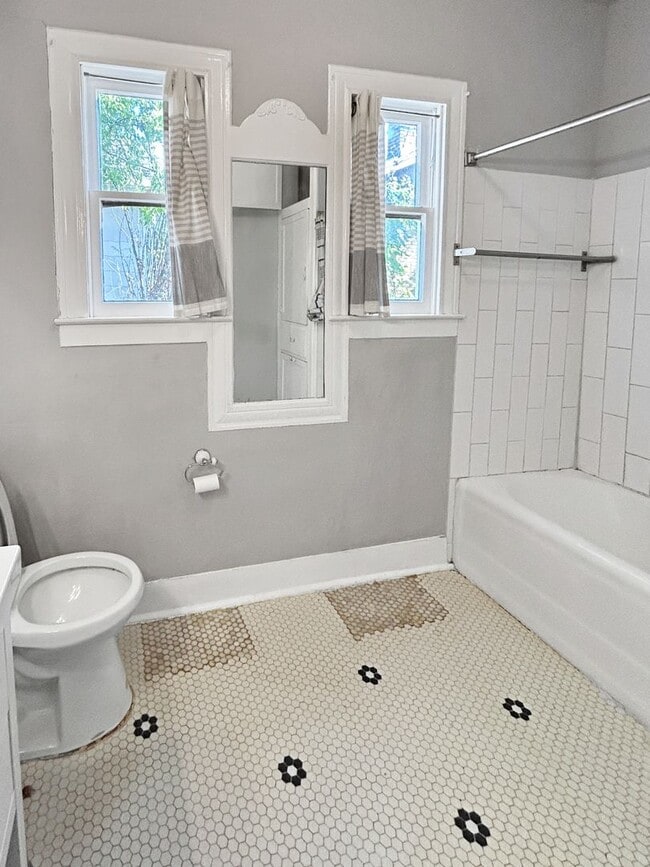 Building Photo - One Story Dream