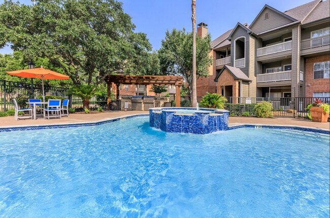 Pool - Spring Park