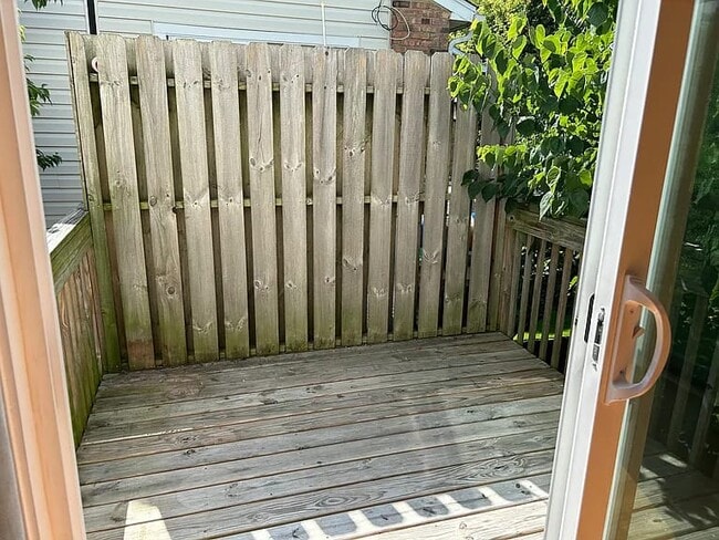 Building Photo - 1964 Kenilworth Cir