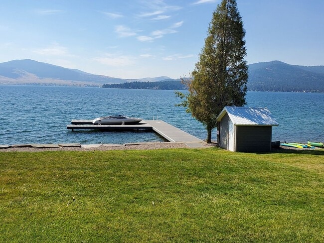 Building Photo - Lake Front Property with Orchard--Desired lease October 1st, 2026 thru May 31st 2027 (some flexib...