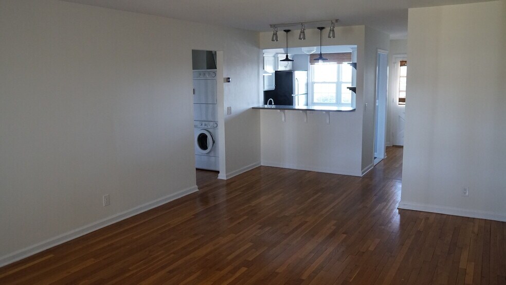 Living Room - 245 Unquowa Rd